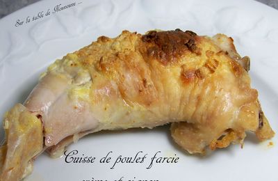 Cuisse de poulet farcie à la crème et aux oignons
