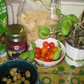 Lumaconi aux mini tomates et basilic frais