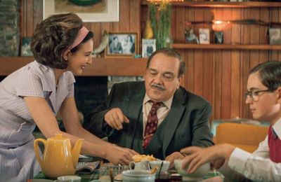 C'était mieux demain : le voyage dans le temps, le bon filon des comédies françaises?