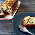 Gâteau au yaourt SANS GLUTEN aux pépites de chocolat et aux pommes