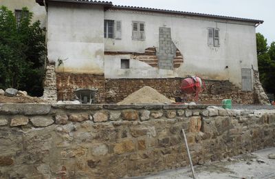 montbrison 42 2017  fin travaux refection du MUR  musée d' Allard   101 000e