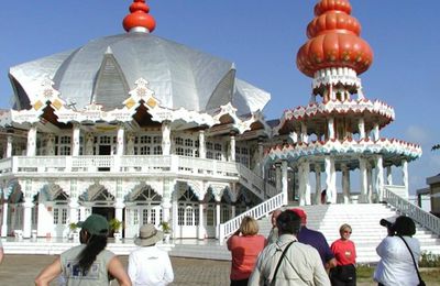 Des Monuments au Suriname ...