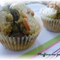 Duo de muffins verts: au pesto et aux pignons pour le salé, au thé vert et aux framboises pour le sucré