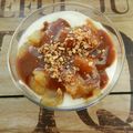 verrines aux poires, yaourt à la grecque § sauce aux carambars®