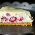 Cheesecake sans cuisson au chocolat blanc et aux framboises