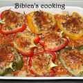 Poivrons farcis sur lit de riz aux tomates