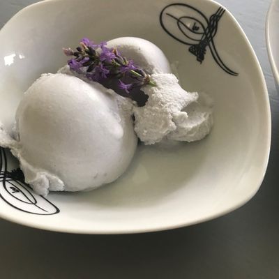 Glace à la lavande