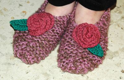 Des Chaussons en Tricot.