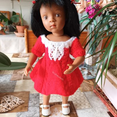 Mona en robe de Noël ...